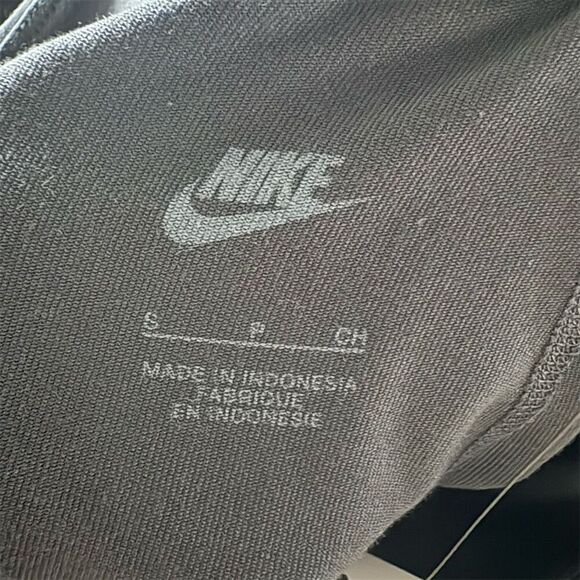 Nike Women's Mid Rise 7/8 Black Leggings Size S Tight Fit Activewear - Picture 5 of 5